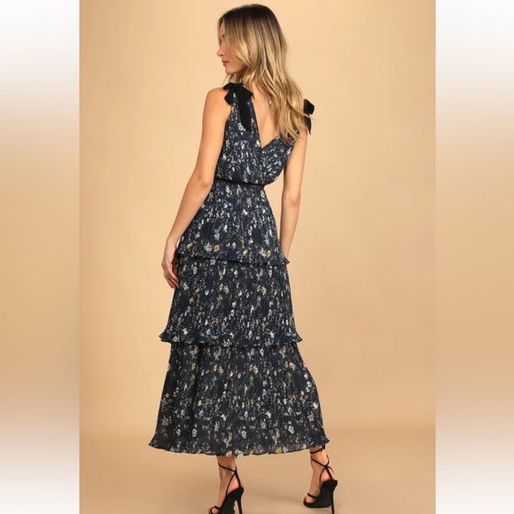 Lulu’s Such Sophistication Navy Blue Floral Print Pleated Maxi Dress XL - Picture 2 of 14